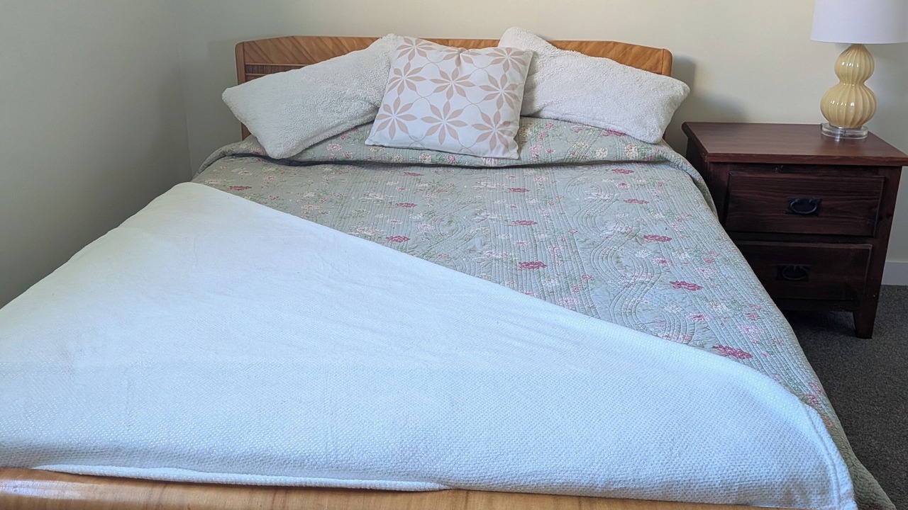 Photo of Bedroom in Okanagan-Similkameen