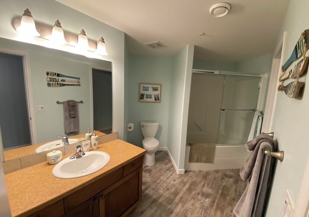Photo of Bathroom in Sicamous
