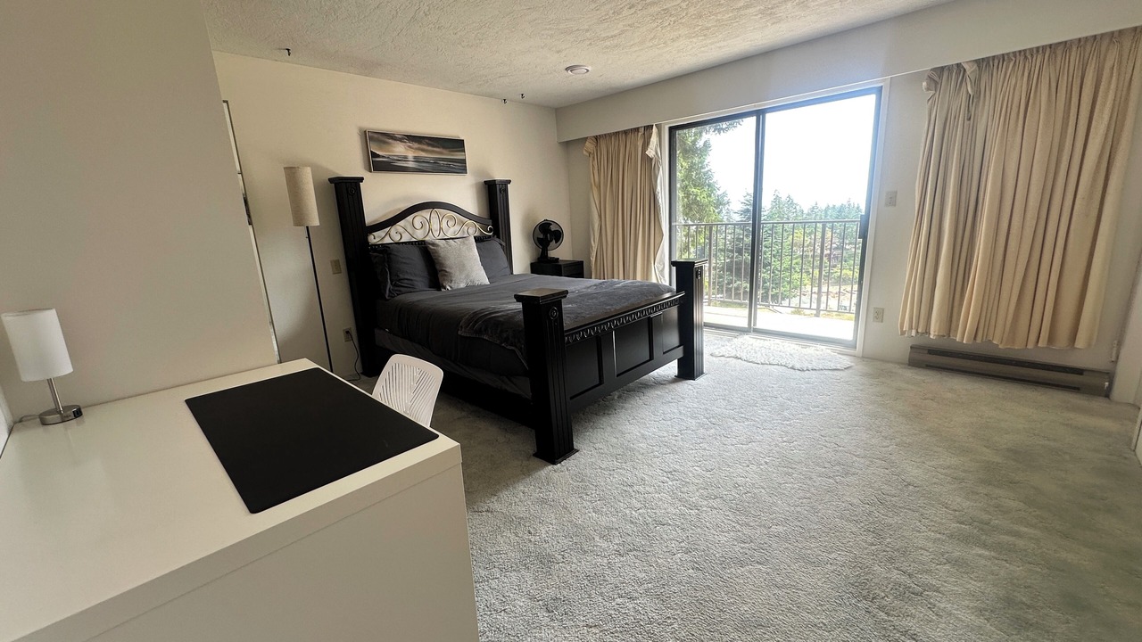 Photo of Bedroom in Colwood