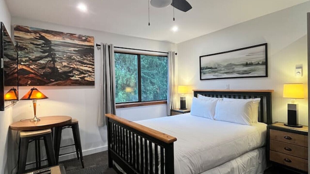 Photo of Bedroom in Whistler Creekside