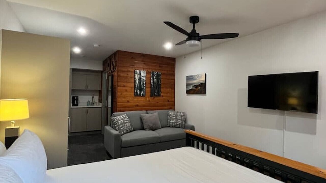 Photo of Bedroom in Whistler Creekside