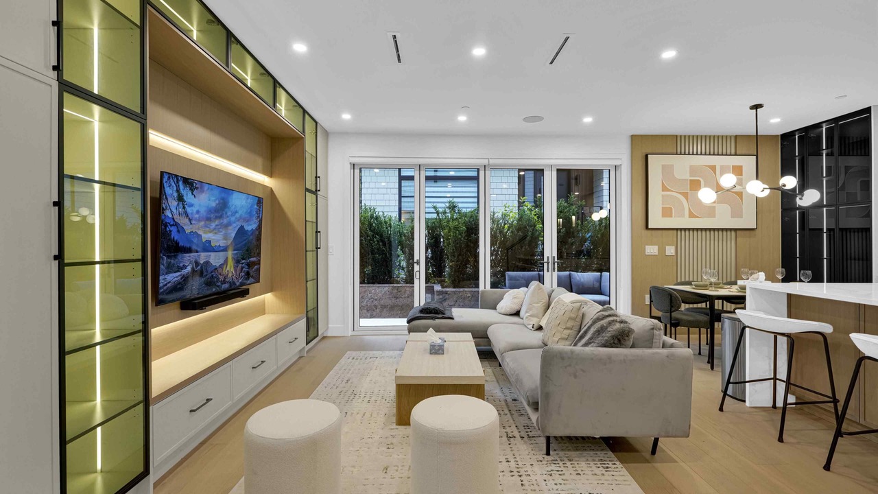 Photo of Livingroom in Kerrisdale