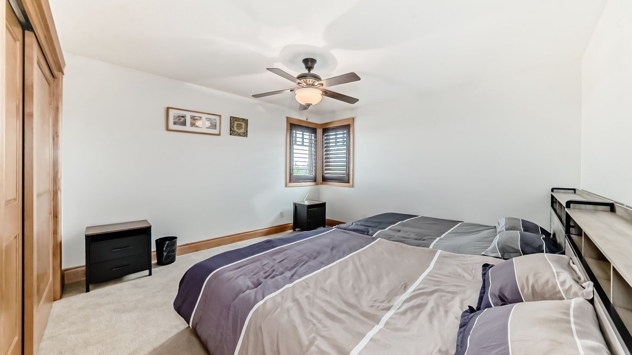 Photo of Bedroom in Calgary-Edmonton Corridor