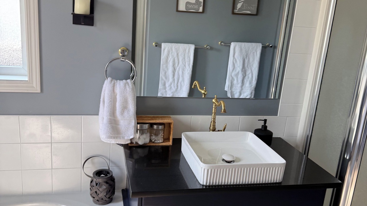 Photo of Bathroom in Markerville