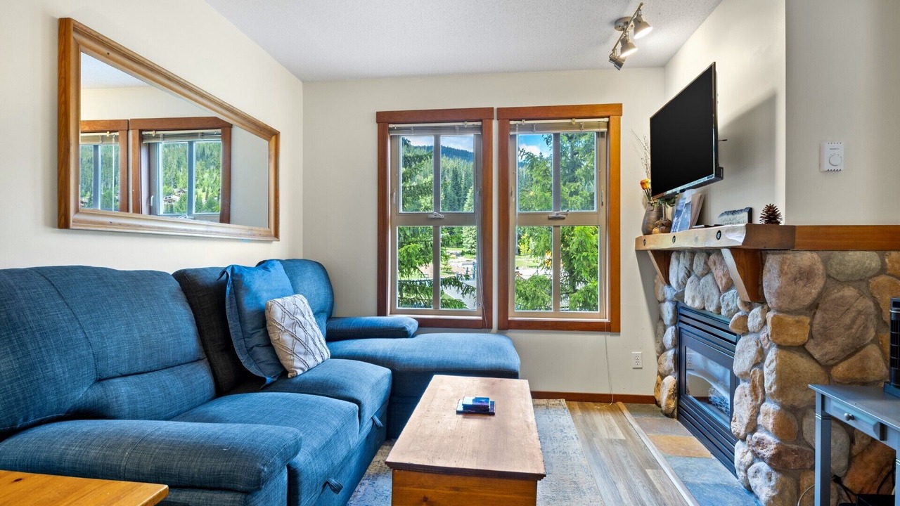 Photo of Livingroom in Sun Peaks