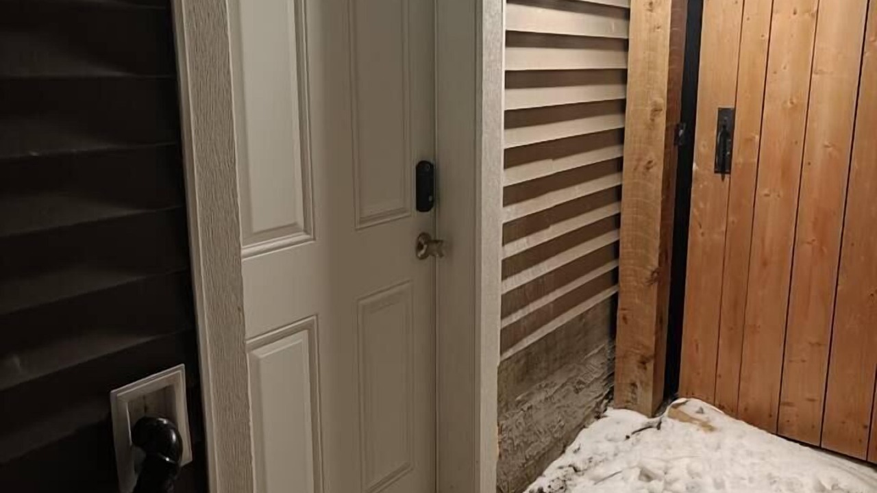 Photo of Others in Leduc