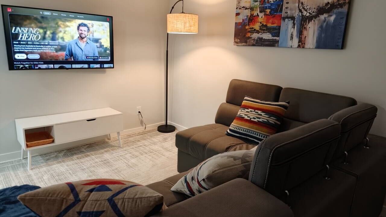 Photo of Livingroom in Leduc