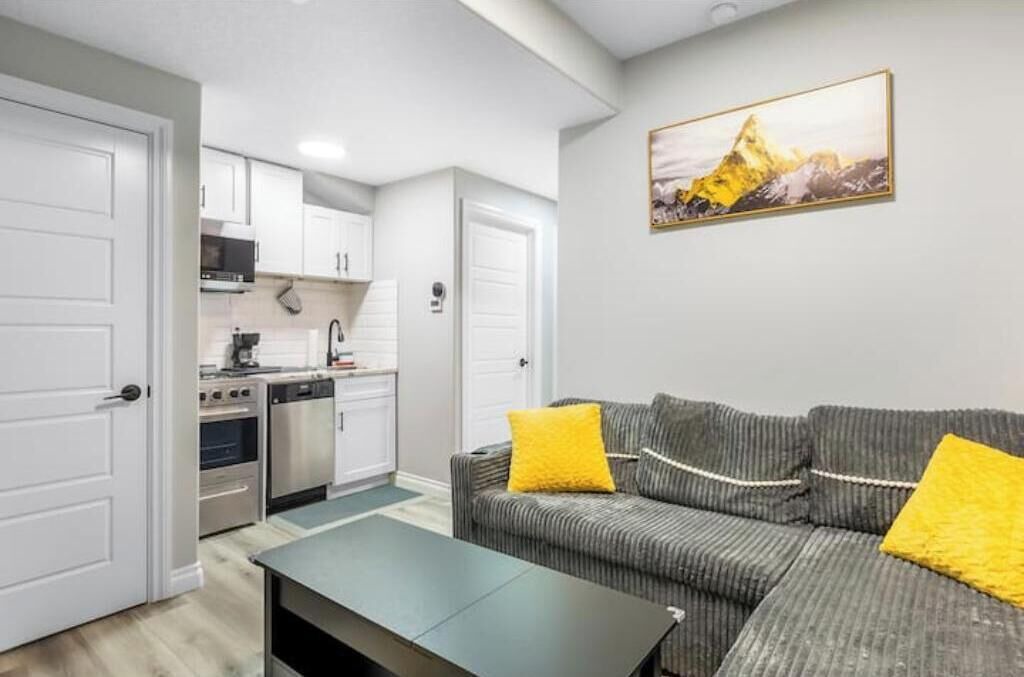 Photo of Livingroom in Calgary