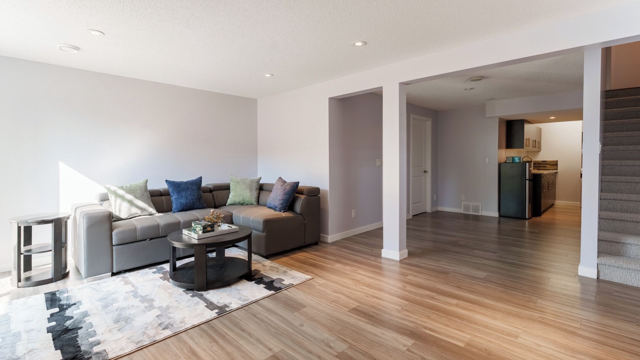 Photo of Livingroom in Evanston