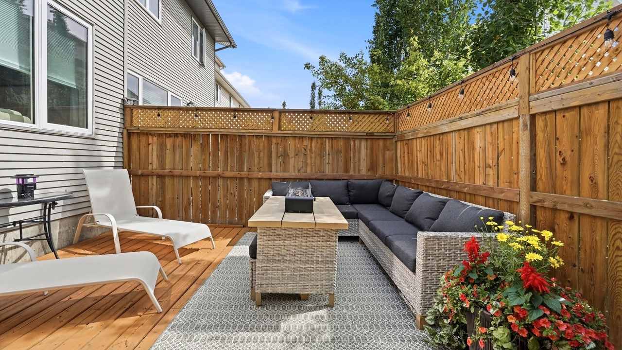 Photo of Patio Balcony in Markerville