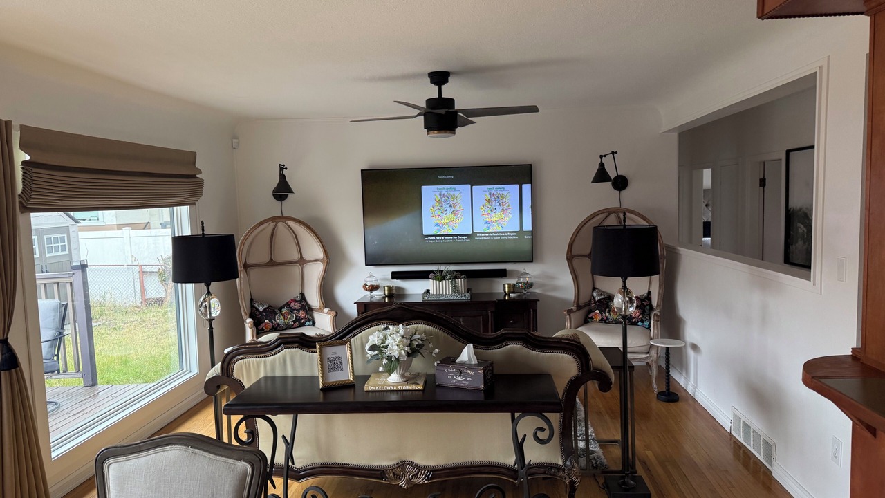 Photo of Livingroom in North End