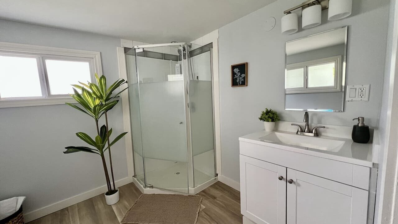 Photo of Bathroom in Drumheller