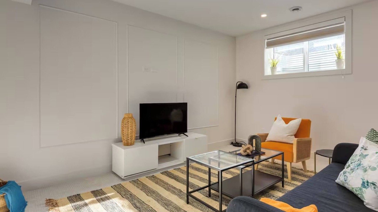 Photo of Livingroom in Chestermere