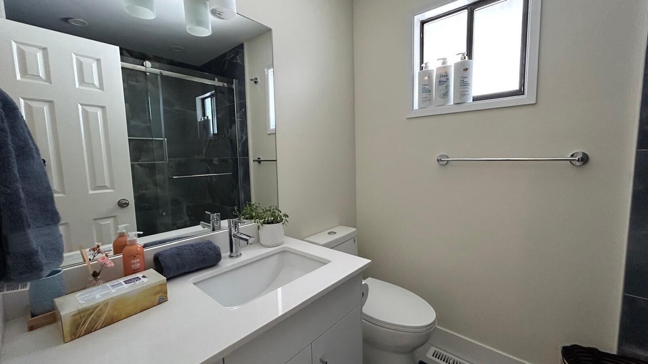 Photo of Bathroom in Delta