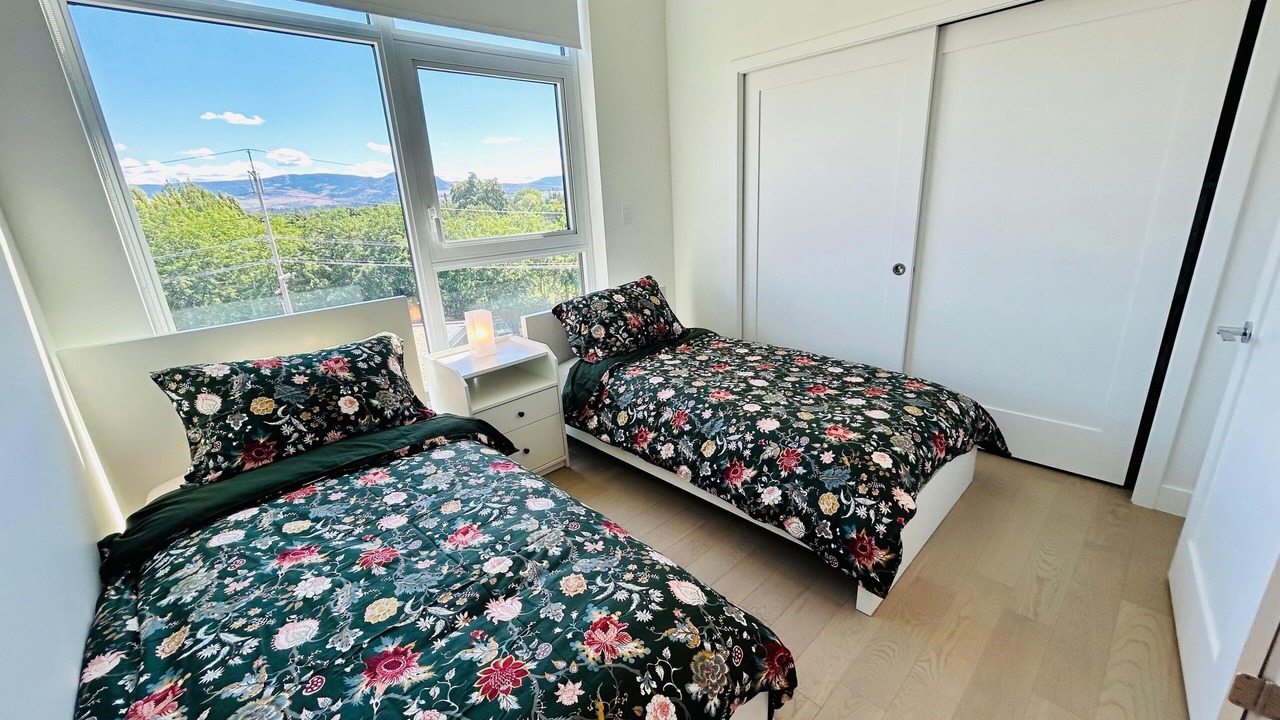 Photo of Bedroom in South Pandosy