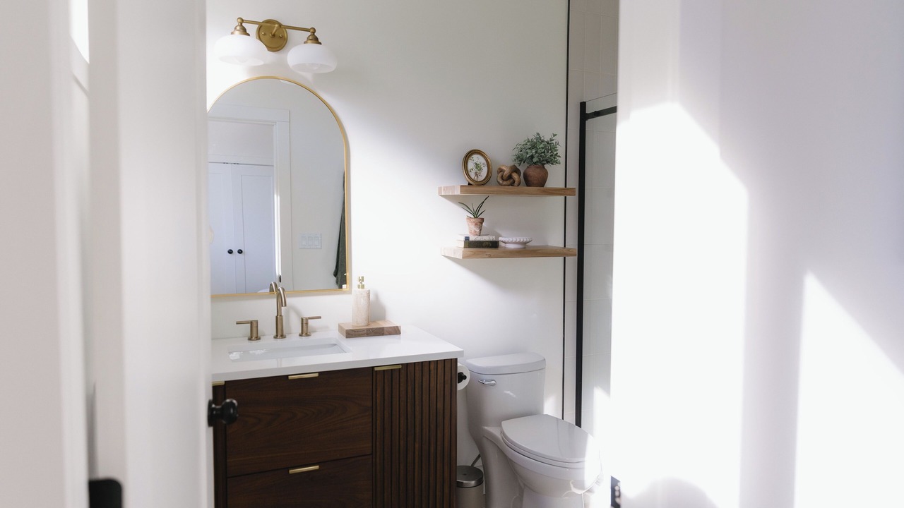 Photo of Bathroom in Tappen