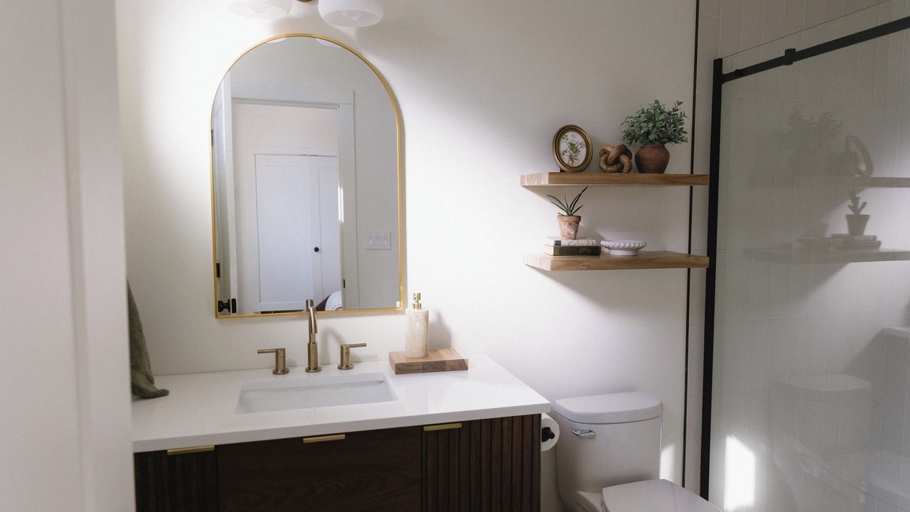 Photo of Bathroom in Tappen