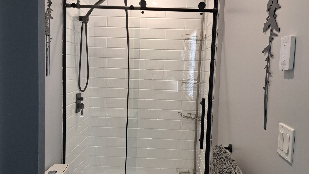 Photo of Bathroom in Squamish-Lillooet Regional District