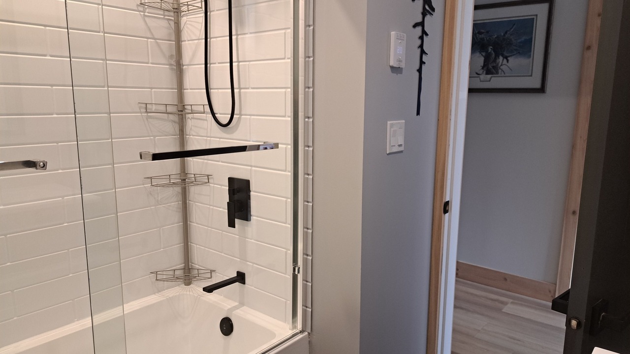 Photo of Bathroom in Squamish-Lillooet Regional District