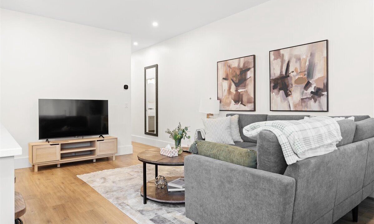 Photo of Livingroom in North End