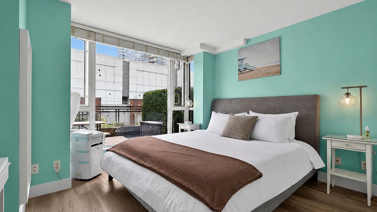 Photo of Bedroom in Gastown