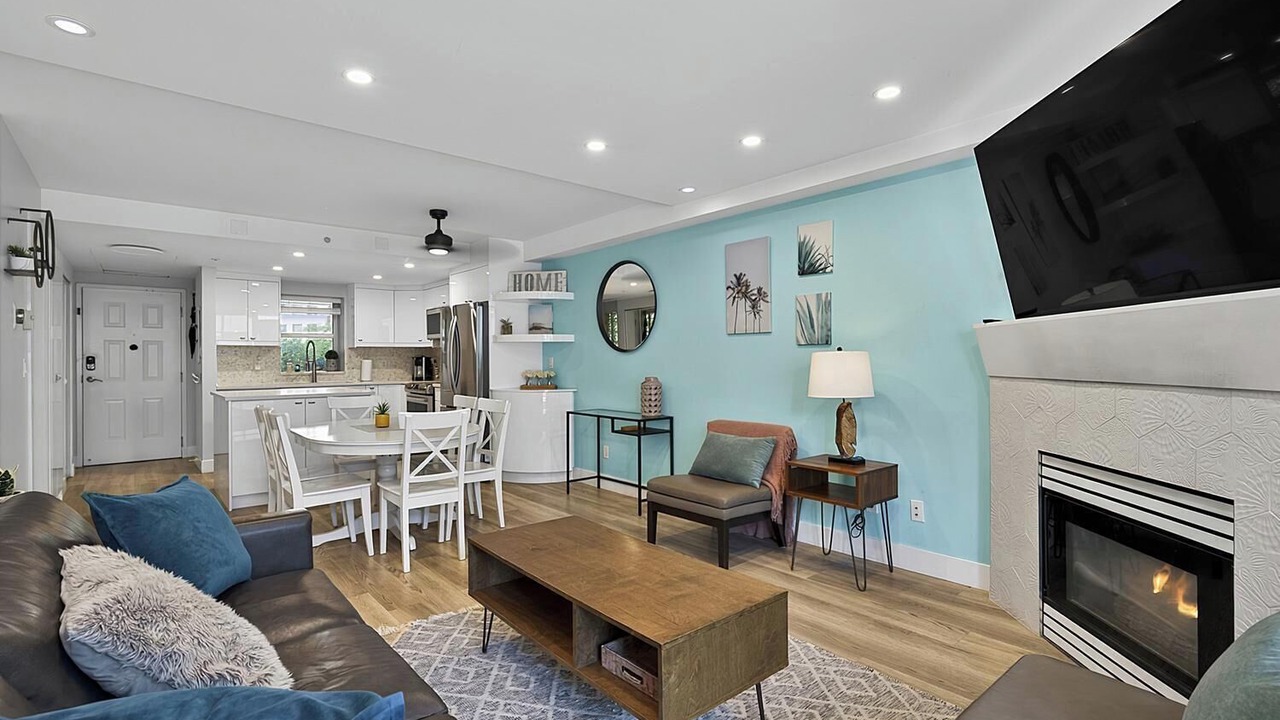Photo of Livingroom in Gastown