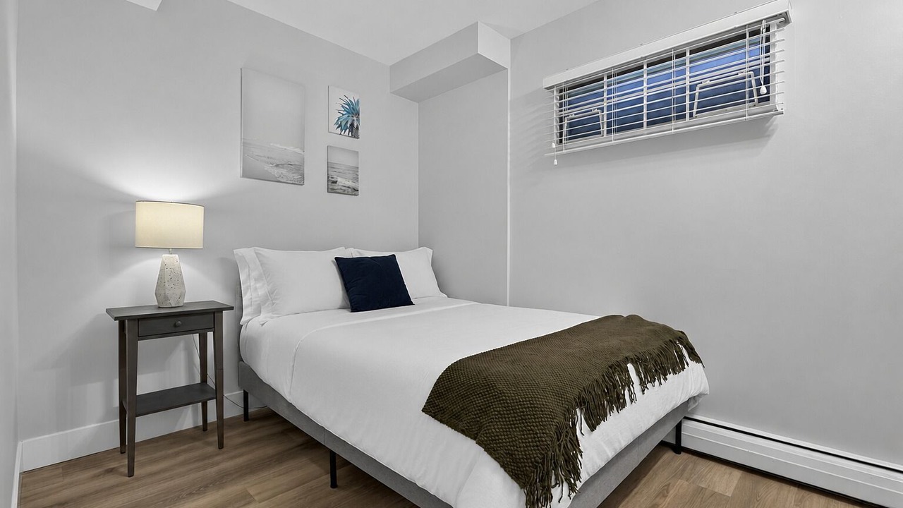 Photo of Bedroom in Gastown