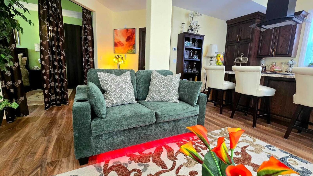 Photo of Livingroom in Calgary-Edmonton Corridor