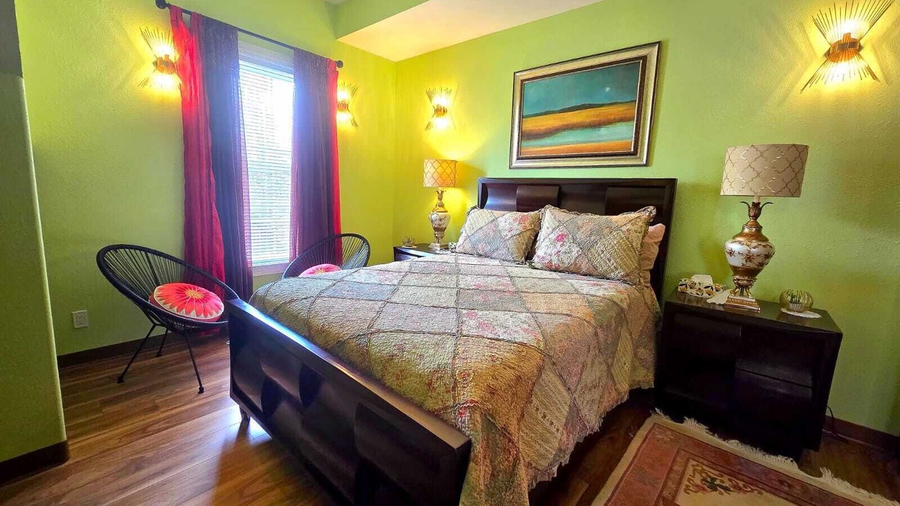 Photo of Bedroom in Calgary-Edmonton Corridor