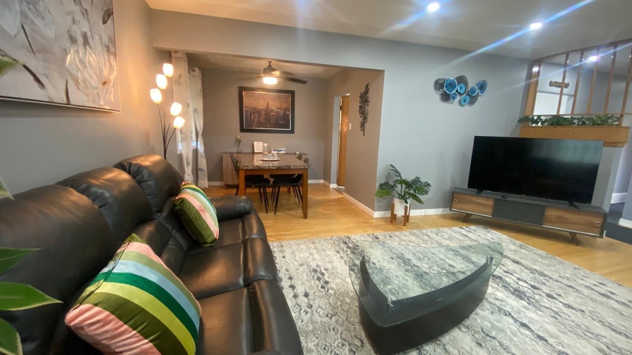 Photo of Livingroom in Jasper Place