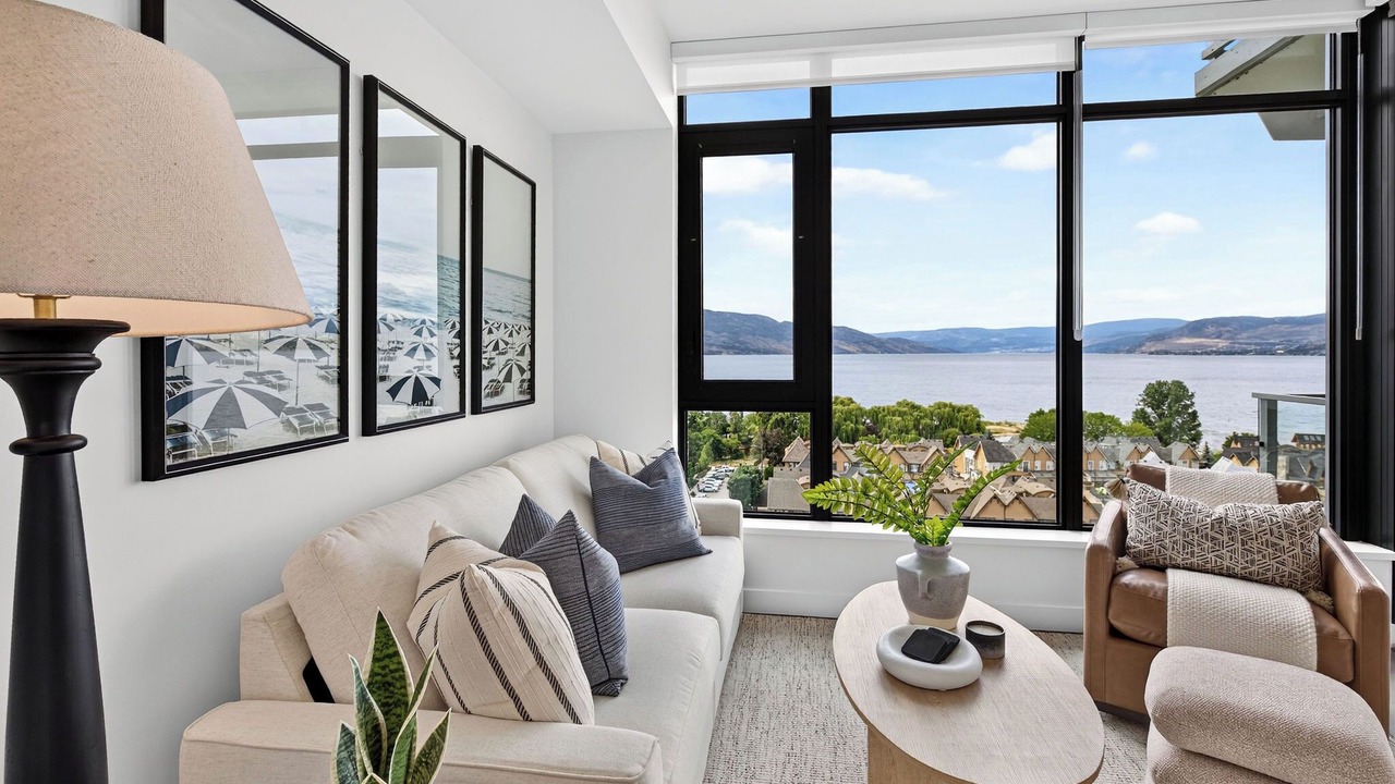 Photo of Livingroom in South Pandosy