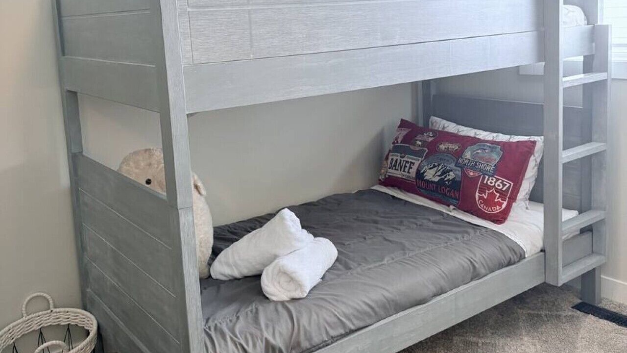 Photo of Bedroom in Sylvan Lake