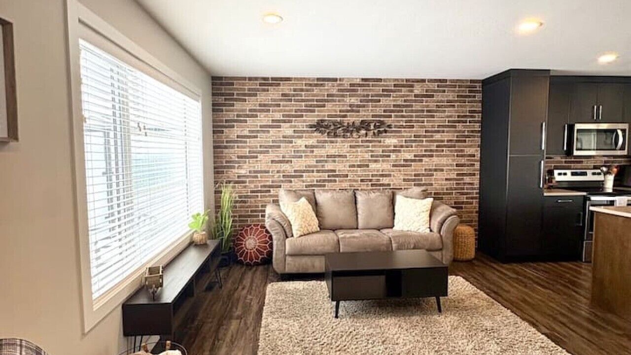 Photo of Livingroom in Sylvan Lake