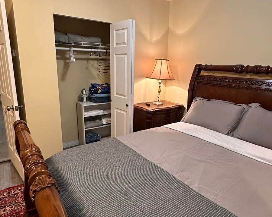 Photo of Bedroom in District of North Vancouver