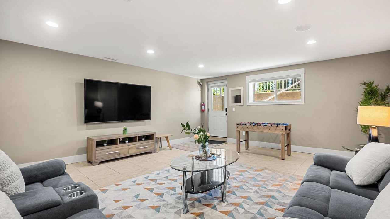 Photo of Livingroom in Okotoks