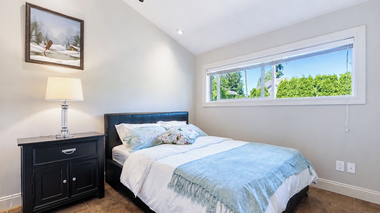 Photo of Bedroom in Newton