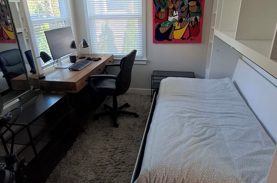 Photo of Bedroom in James Bay