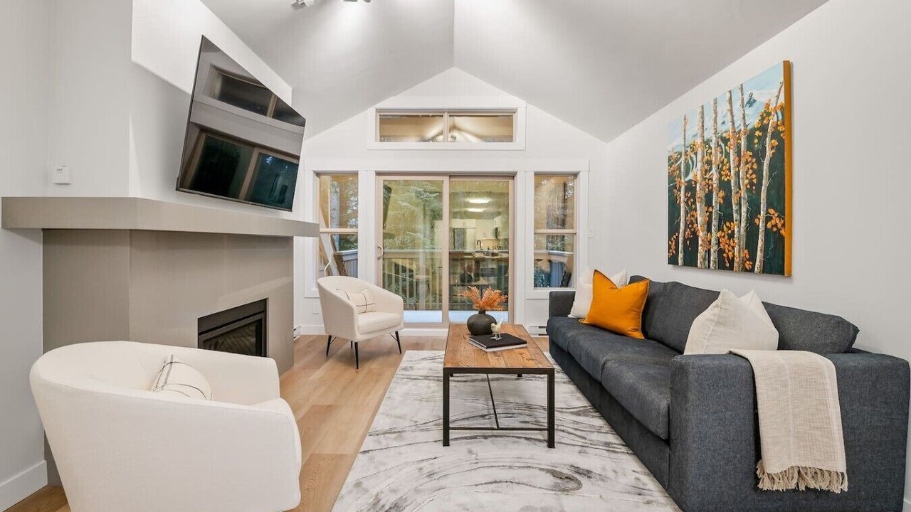 Photo of Patio Balcony in Upper Village