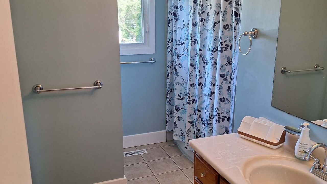 Photo of Bathroom in Leduc