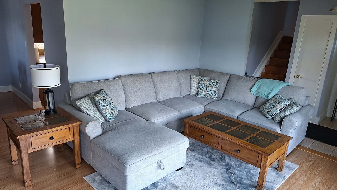 Photo of Livingroom in Leduc