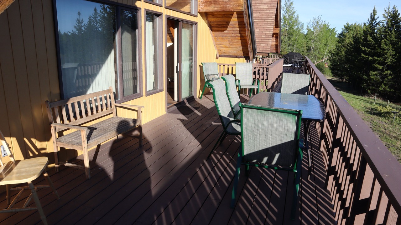 Photo of Outdoor in 70 Mile House
