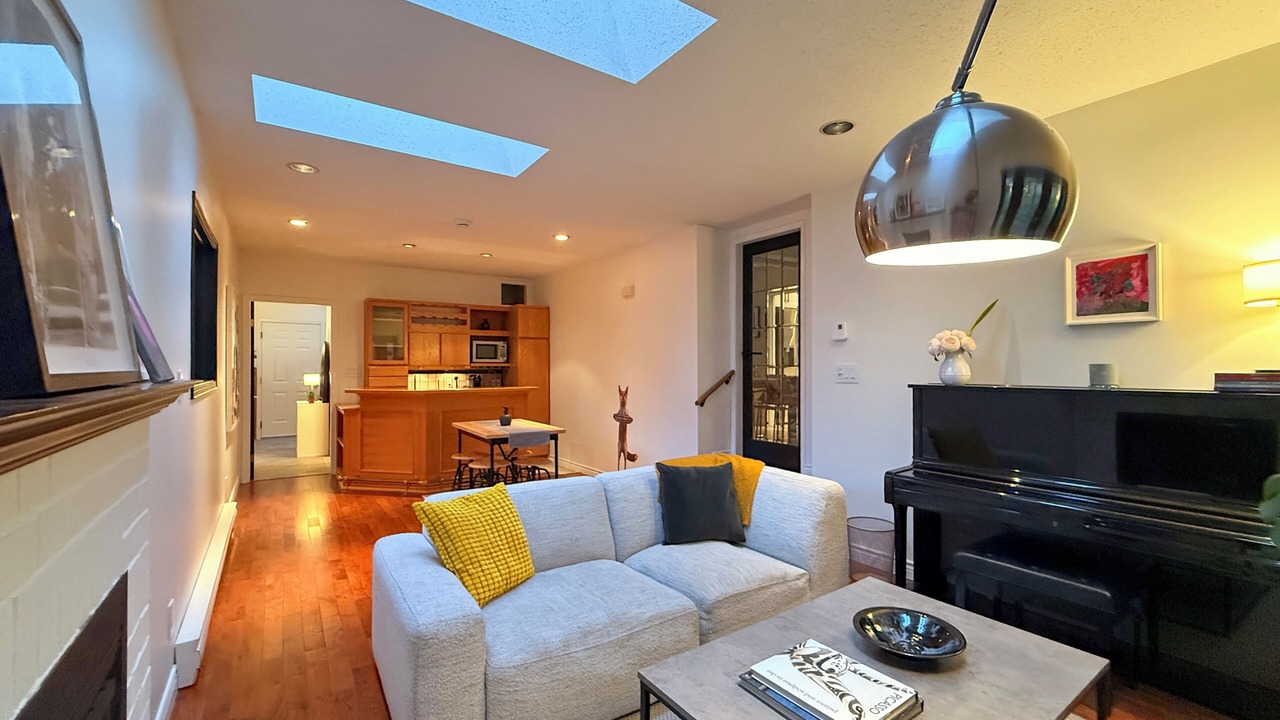 Photo of Livingroom in Canyon Heights