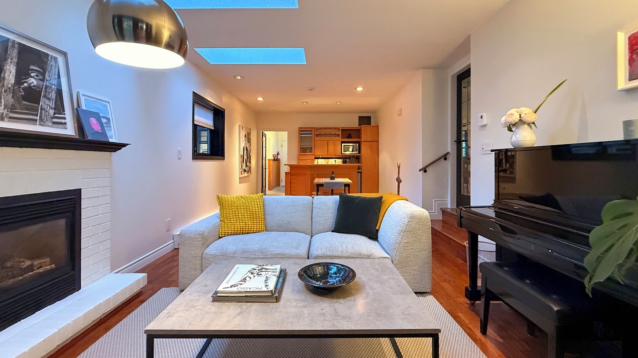 Photo of Livingroom in Canyon Heights