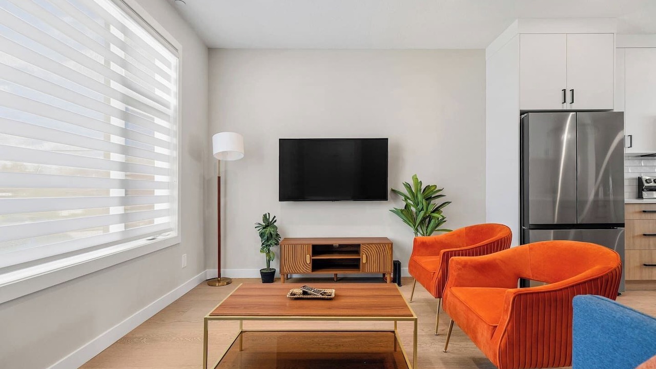 Photo of Livingroom in Banff Trail