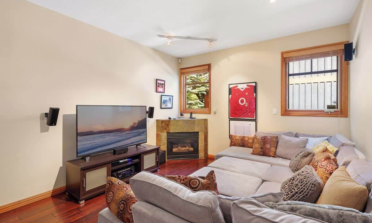 Photo of Livingroom in Nicklaus North