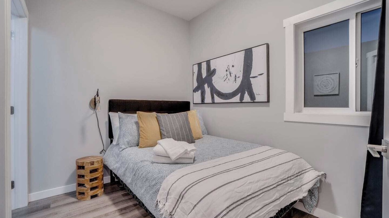 Photo of Bedroom in North Central Edmonton