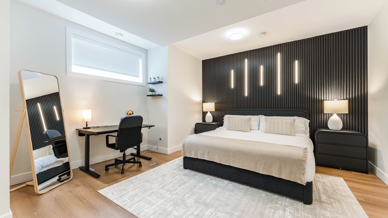 Photo of Bedroom in Forest Lawn