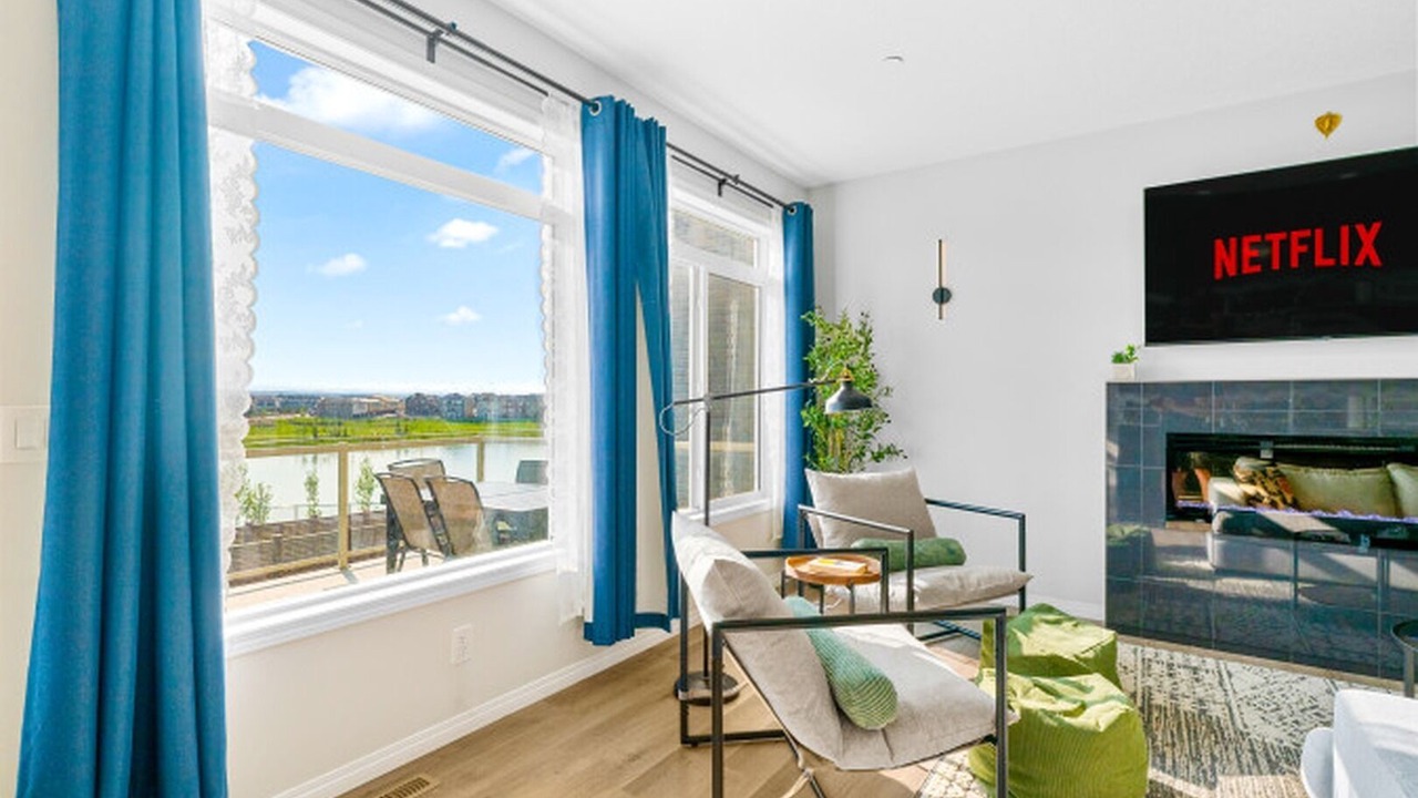 Photo of Livingroom in Calgary