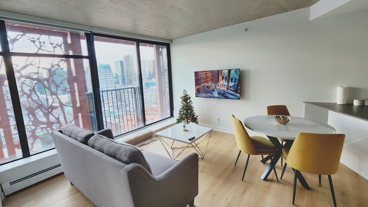 Photo of Livingroom in Gastown