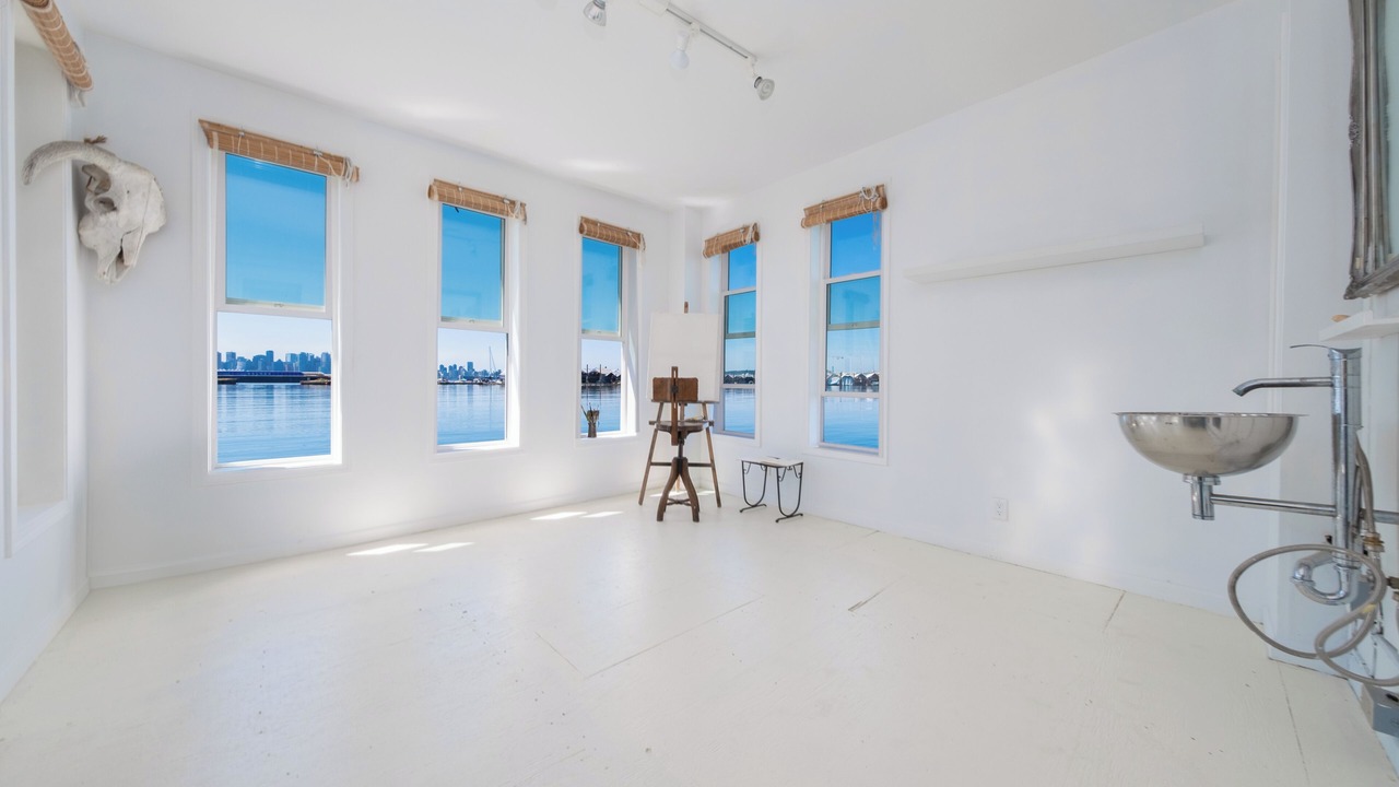 Photo of Bathroom in Lower Lonsdale